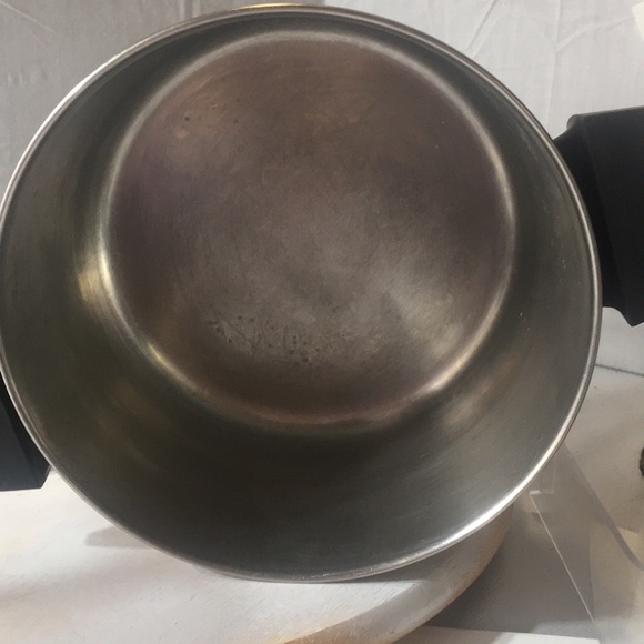 Farberware Aluminum clad stainless 4 quart stock pot - Picture 6 of 9
